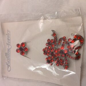 ❤️ 2 Piece Red Rhinestones Pin Brooch New Gift